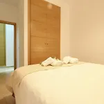 Deluxe Apartment San Julian With Parking